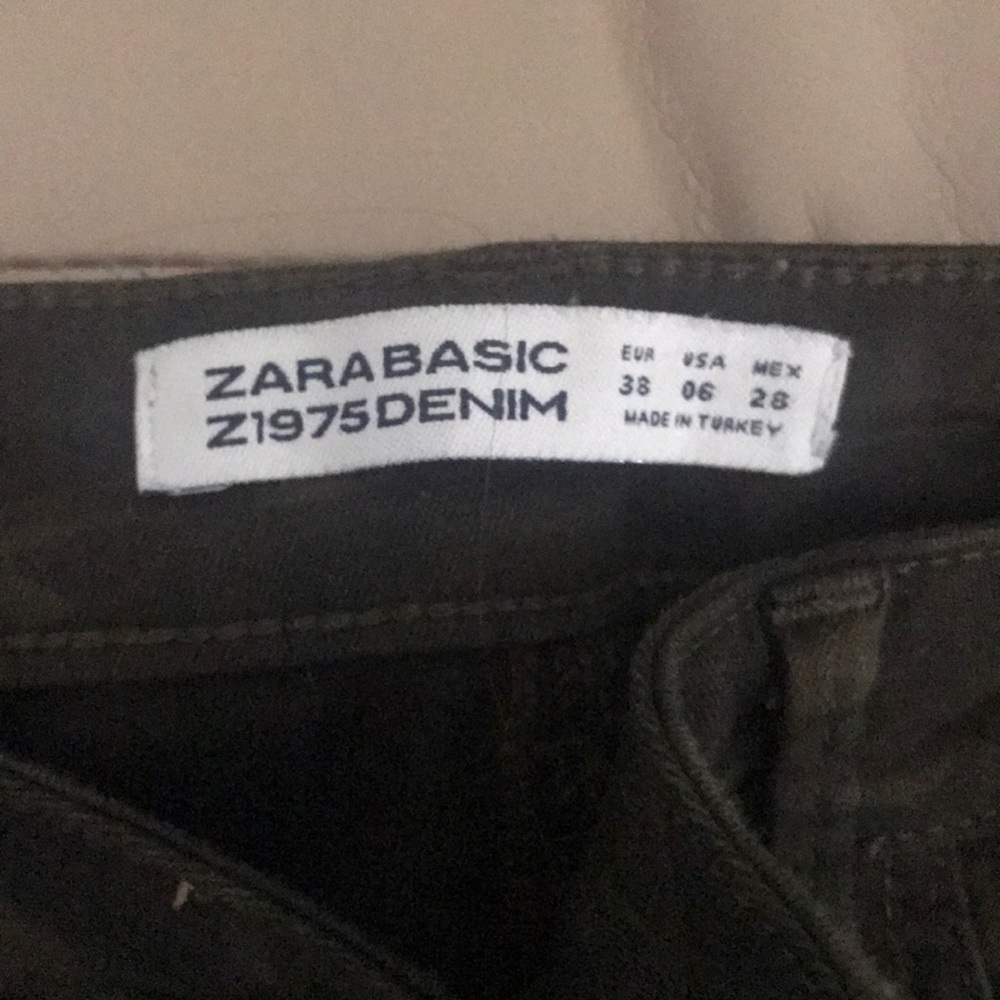 Zara pants - Picture 3 of 3